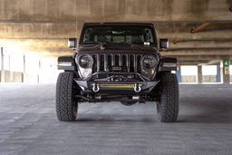 FS-1 Series Stubby Front Bumper for Wrangler & Gladiator, view 4, DV8 Offroad FBJL-11