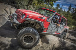 Front Inner Fenders for Wrangler JL & Gladiator, Black, view 5, DV8 Offroad INFEND-03FB