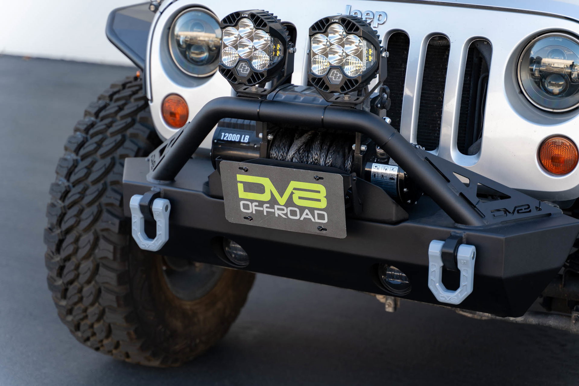 DV8 Offroad DV8 Offroad Fairlead Mounted Flip-Up License Plate Bracket LPBM-02