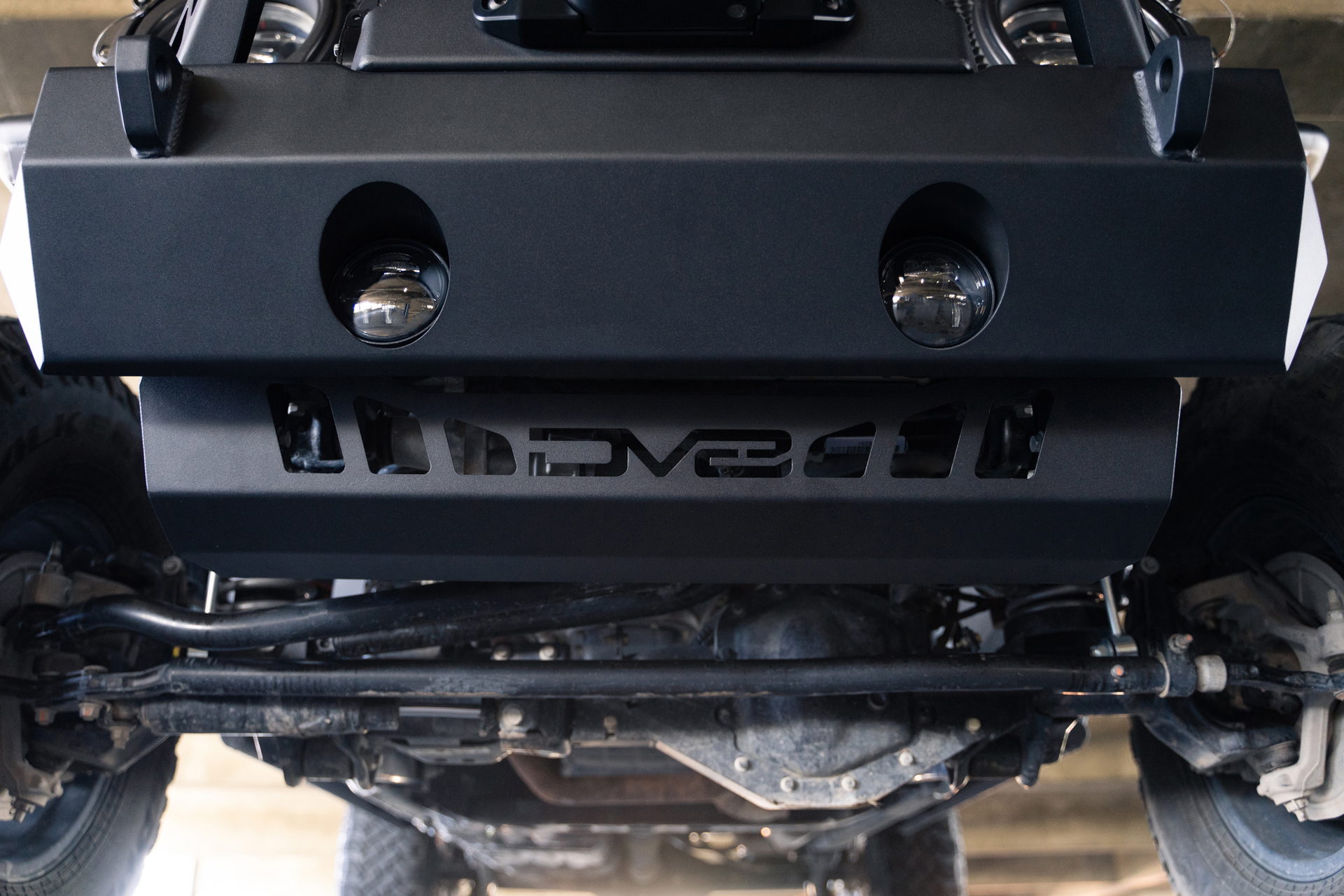 DV8 Offroad DV8 Offroad JL/JT Front Bumper Sway-Bar Disconnect Motor Skid Plate SPJL-02