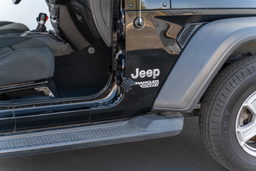 Foot Pegs for Wrangler JK, JL & Gladiator, DV8 Offroad STJL-05