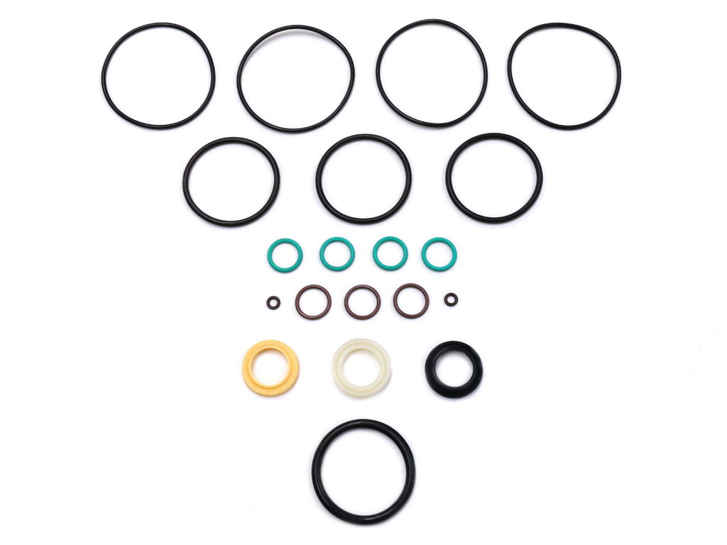 ICON Vehicle Dynamics 2.5 Piggyback, Remote Reservoir & Bypass Shock Rebuild Kit