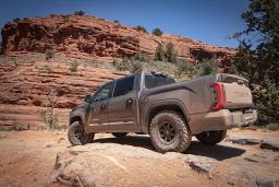 ICON Vehicle Dynamics 22-25 TUNDRA 2-3" STAGE 2 SUSPENSION SYSTEM TUBULAR K53192T, view 4
