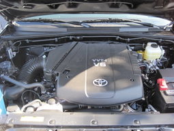 Replacement Air Filter for Toyota Tacoma & 4Runner (2003-2015), view 5, K&N 33-2281