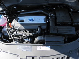 Replacement Air Filter for VW Golf GTI, Jetta & Audi TT shown installed, K&N 33-2865