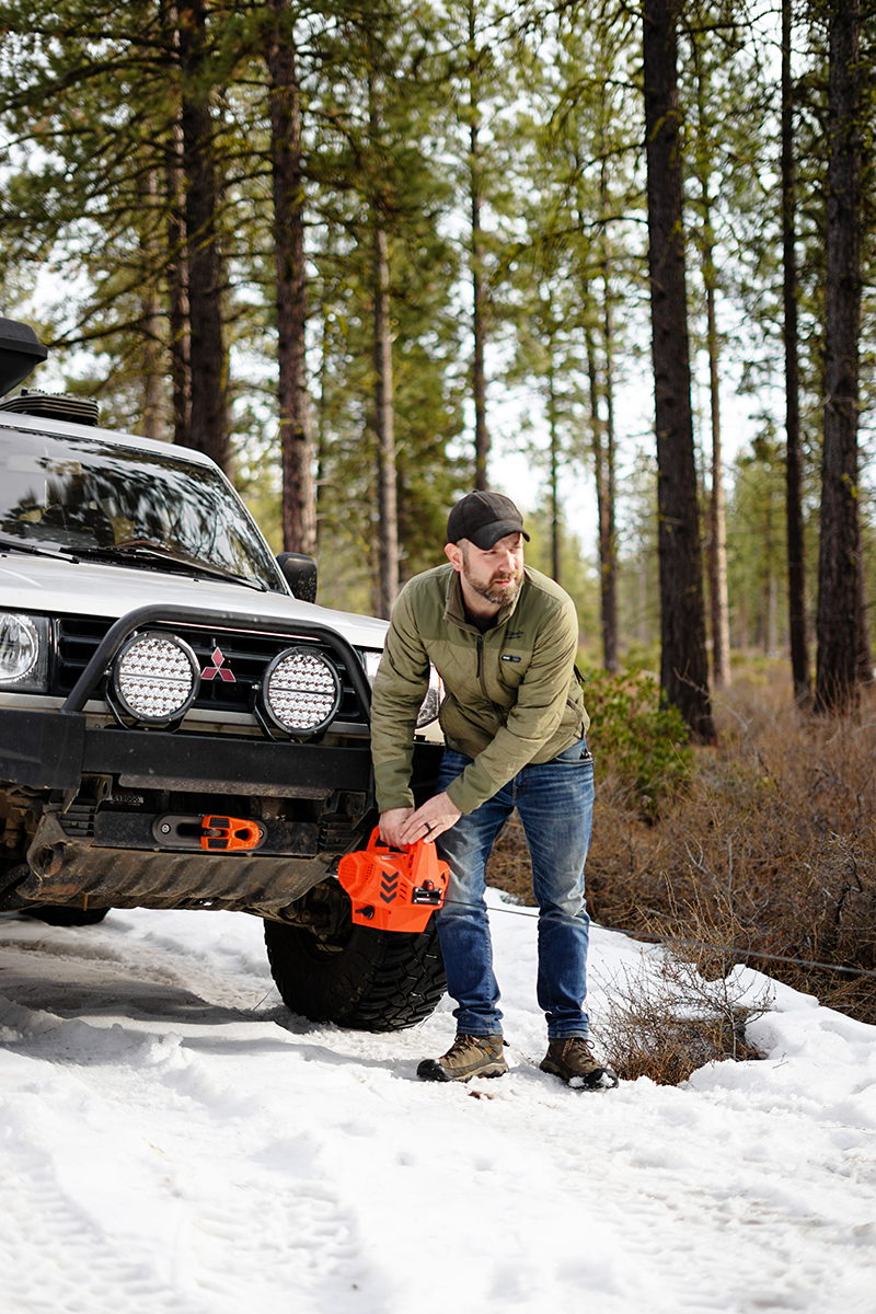 Mile Marker Rhino Pull 1000 lb Portable Winch Field Kit