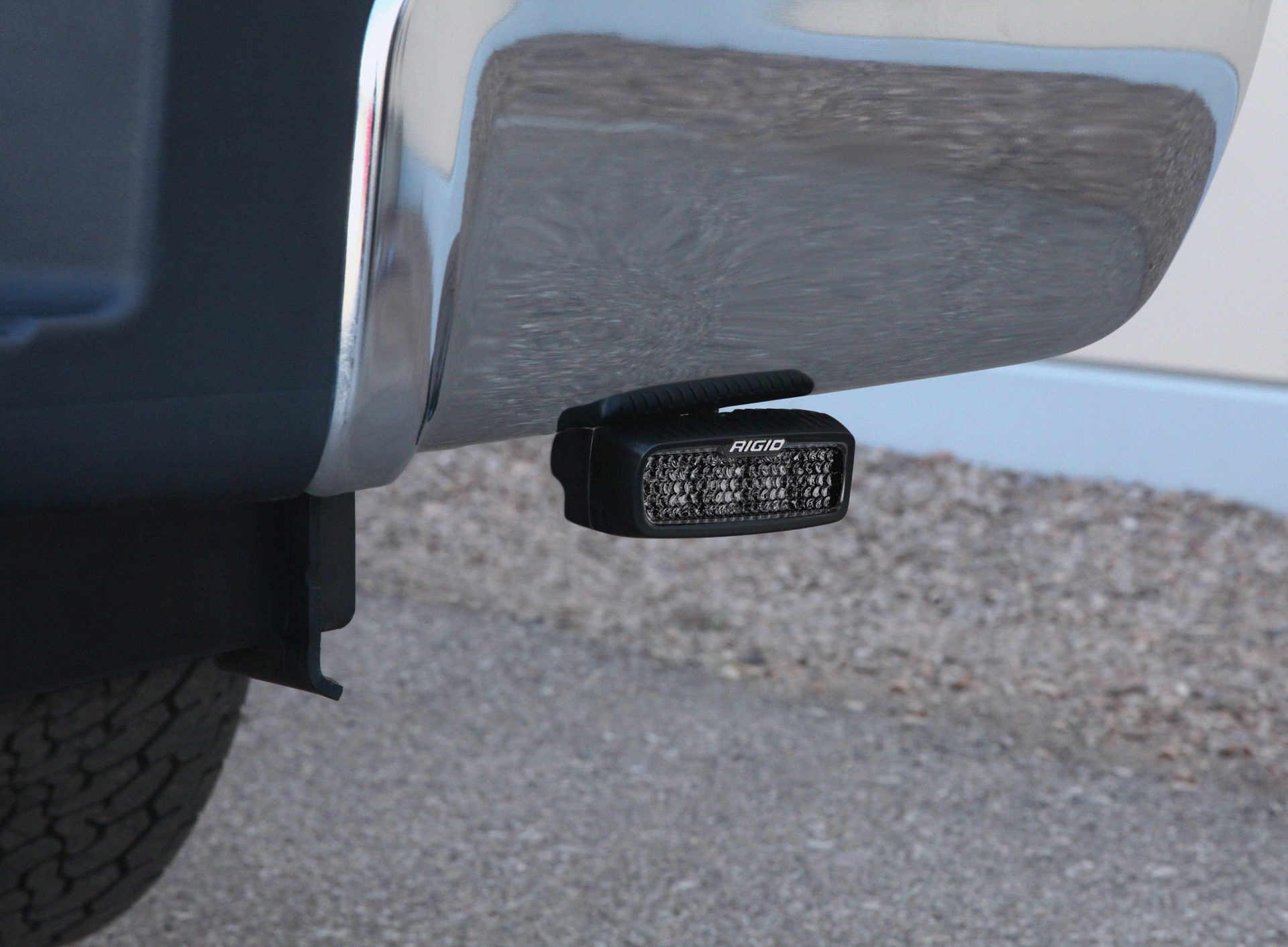 RIGID Industries SR-Q Series PRO Midnight Edition, Spot Diffused, Pair