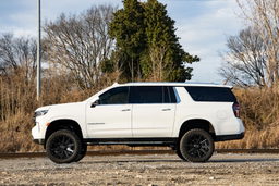 6-Inch Lift Kit with M1 Struts for Suburban & Yukon XL, view 4, Rough Country 10940