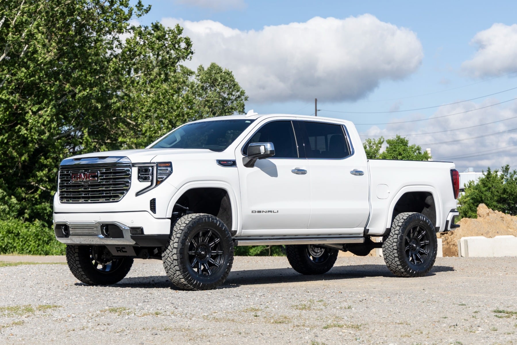 6-Inch Adaptive Ride Control Lift Kit for Silverado & Sierra 1500, Rough Country 110100