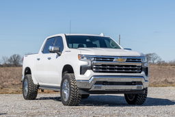 3.5-Inch M1 Lift Kit with Red Control Arms for Silverado 1500, view 2, Rough Country 110440RED