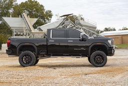 7-Inch Lift Kit for Silverado & Sierra HD, Overloads, view 4 — Rough Country 111170