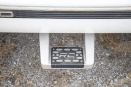 Single Hoop Step, Forged Aluminum, Sold in Pairs, view 4 — Rough Country 117510