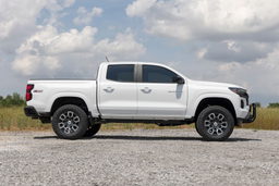 2 Inch Lift Kit for Chevrolet Colorado 4WD (2023-2025), view 6, Rough Country 13100