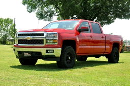 2-Inch Leveling Kit with Red Anodized Billet Spacers, view 4, Rough Country 1313