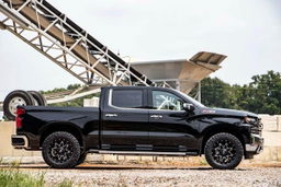 2-Inch Leveling Kit for Silverado 1500 & Sierra 1500 (2019-2025), view 3 — Rough Country 1323