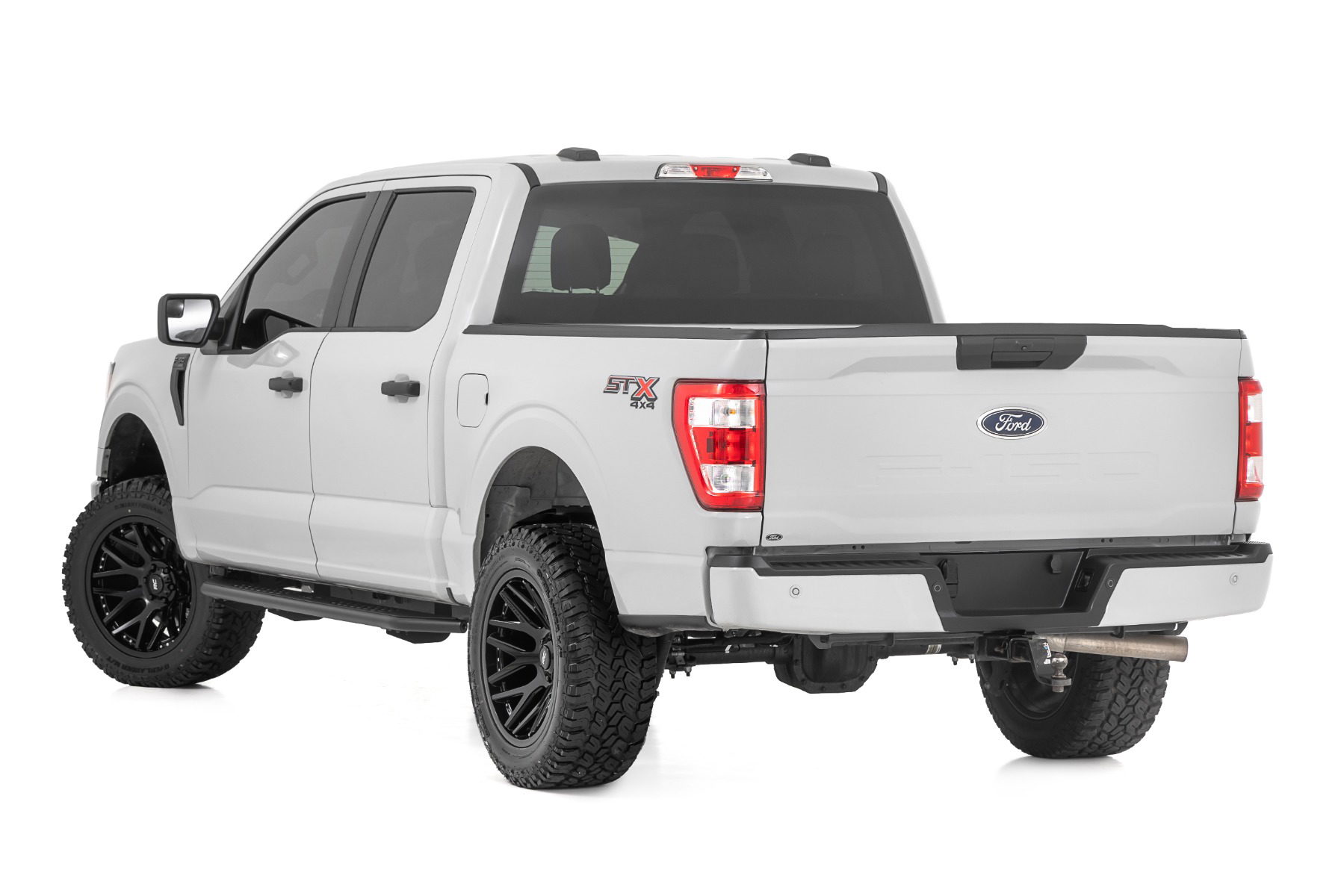OV2 Side Step Bars for Crew Cab Ford F-150 (15-24), Rough Country 14011