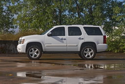 3.5-Inch Lift Kit with N3 Shocks for Chevy Tahoe and Suburban, view 3 — Rough Country 19332