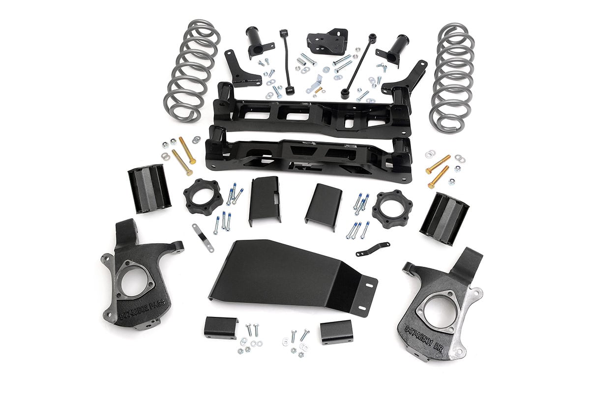 Rough Country 7.5-Inch Lift Kit for Chevy Avalanche 4WD/RWD