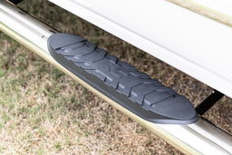 Oval Nerf Step Bars, 4.5-Inch Step Area — Crew Cab Only, view 5, Rough Country 21001S