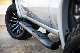 Oval Nerf Steps with 4.5-Inch Stepping Area — Crew Cab, view 3, Rough Country 21002