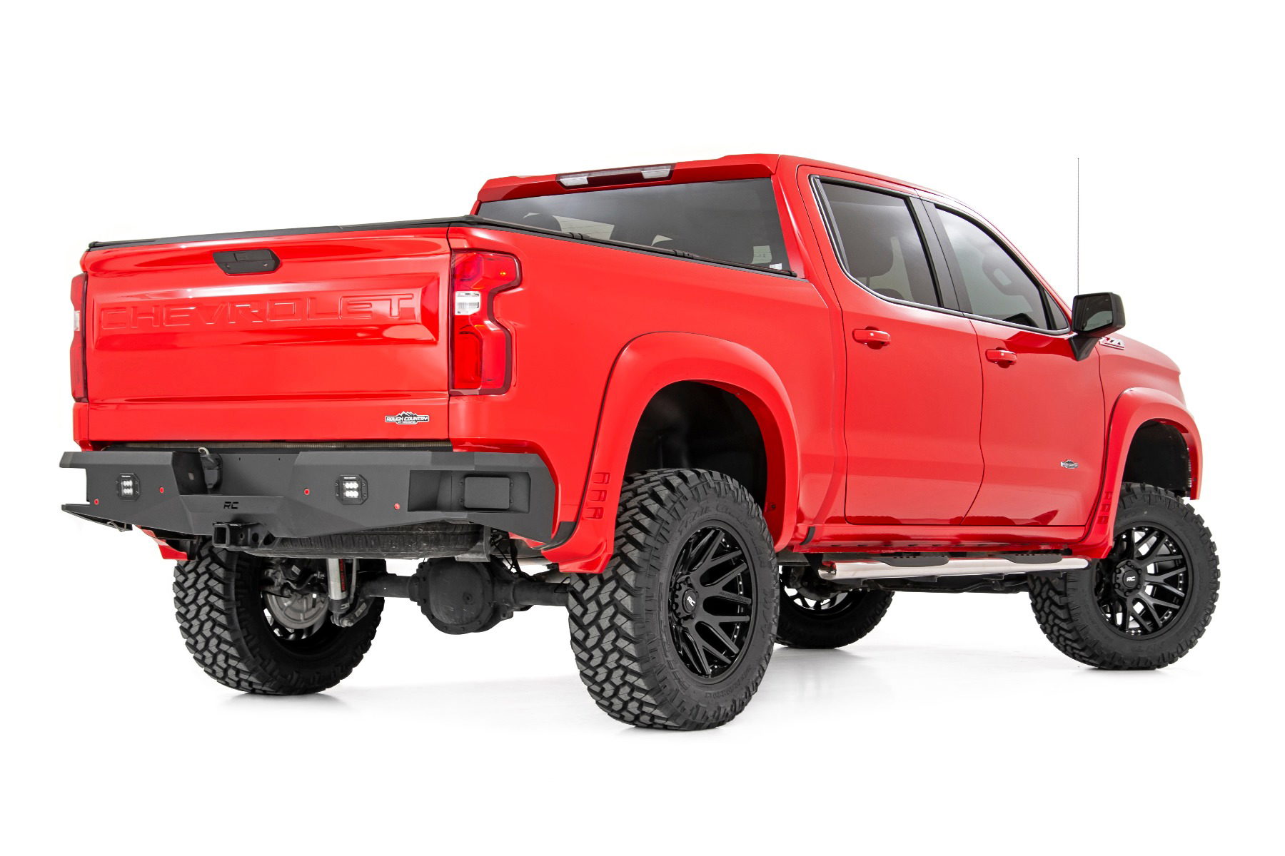 Oval Nerf Steps with 4.5-Inch Stepping Area: Crew Cab Only, Rough Country 21002S
