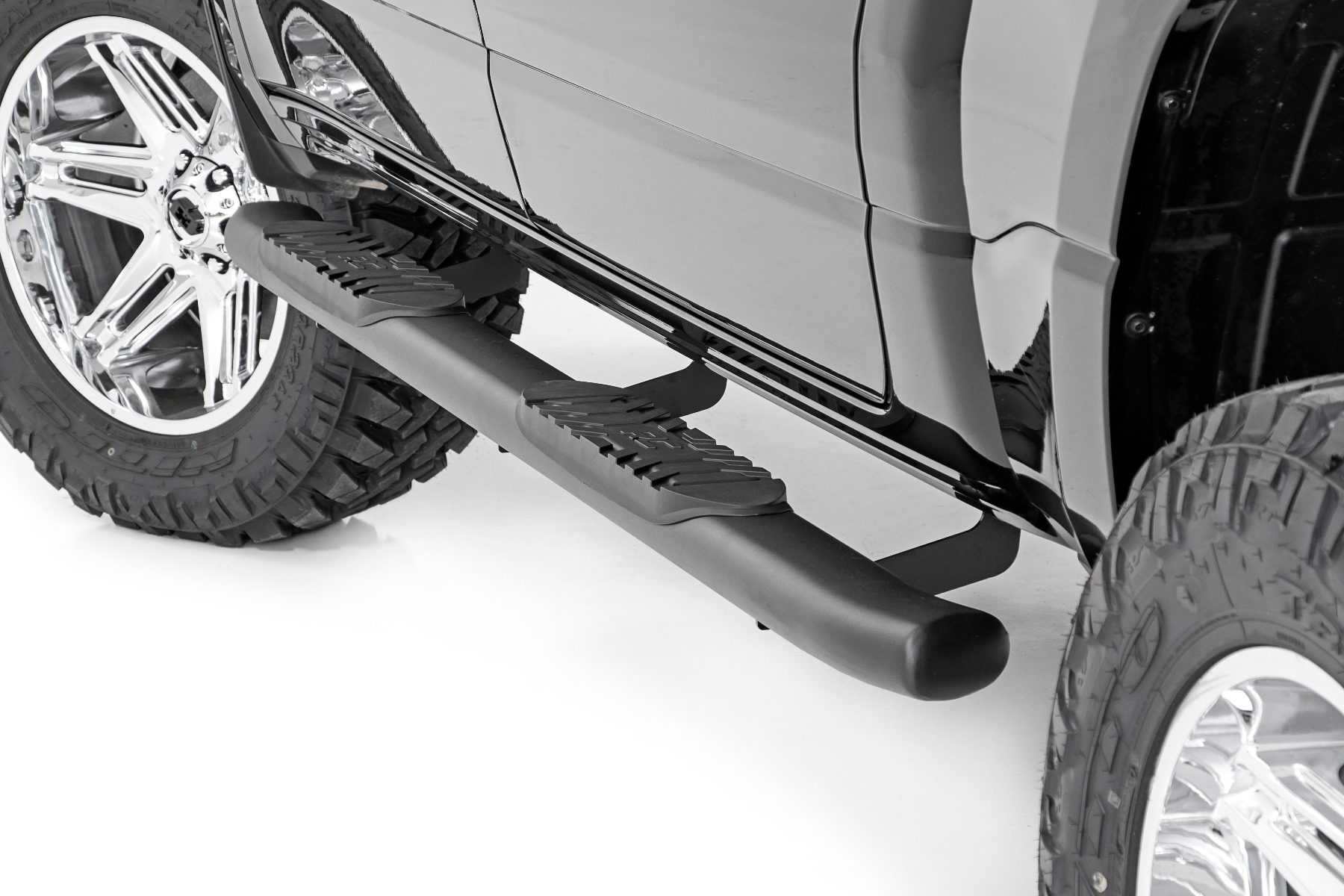 Rough Country Oval Nerf Step Bars for Ram 1500