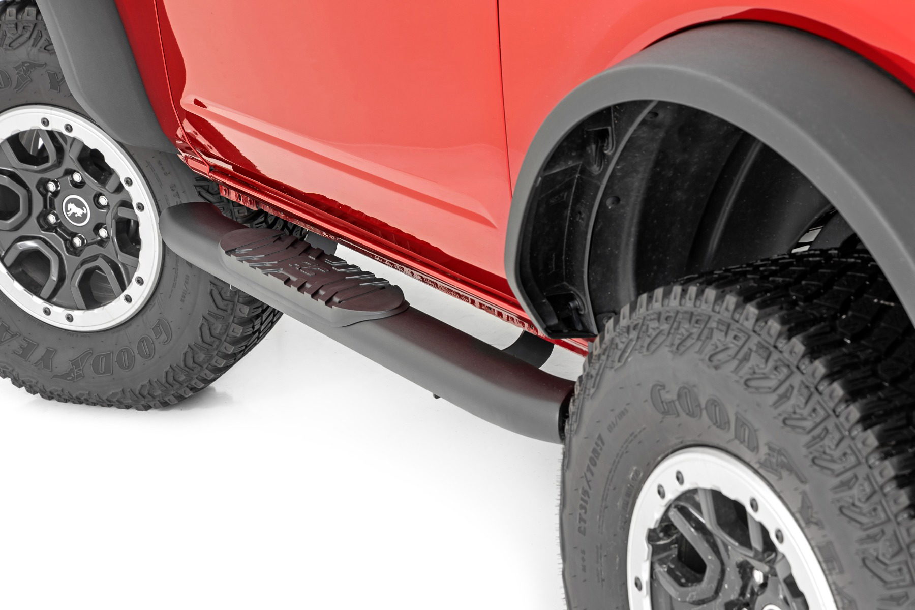 Rough Country Oval Nerf Steps for 2021-2025 Ford Bronco 4WD