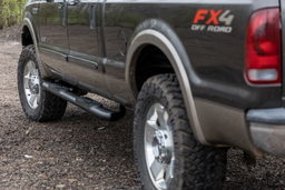 Steel Oval Nerf Step Bars with 4.5-Inch Step Area, view 4, Rough Country 21013