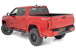 Oval Nerf Steps for Toyota Tundra 4WD and RWD (2022-2025), view 2, Rough Country 21014