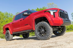 Oval Nerf Steps for Toyota Tundra 4WD and RWD (2022-2025), view 3, Rough Country 21014