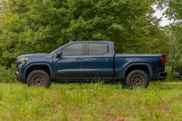 3.5 Inch Lift Kit for GMC Sierra 1500 (2019-2024), view 6, Rough Country 22650RED