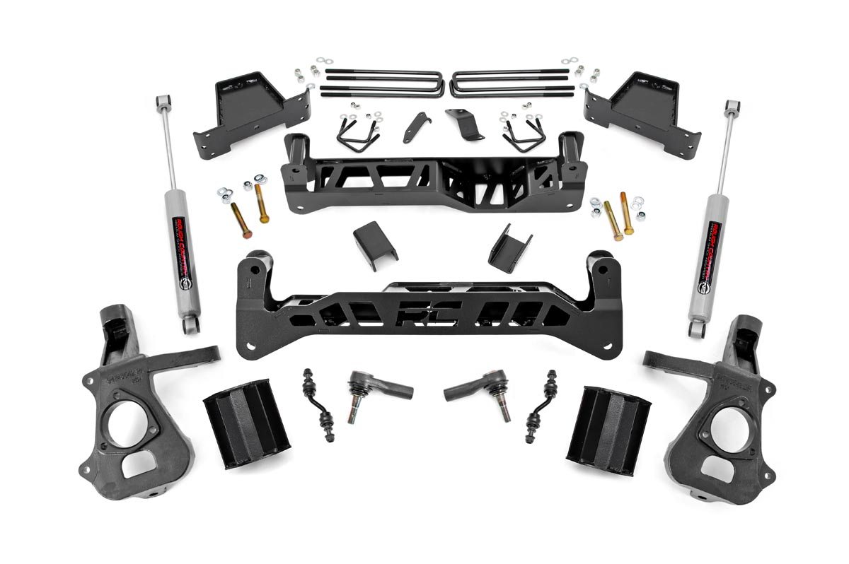 Rough Country 7-Inch Lift Kit for Silverado 1500 / Sierra 1500 2WD