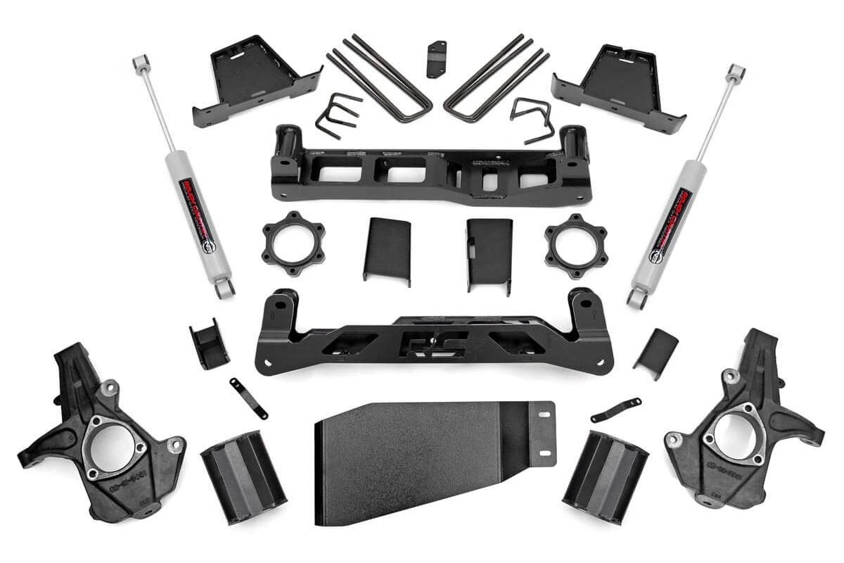 Rough Country 7.5-Inch Lift Kit for Silverado 1500 / Sierra 1500 4WD