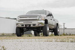 7.5-Inch Lift Kit with N3 Shocks for 2007-2013 Silverado/Sierra 1500 shown installed, Rough Country 26431