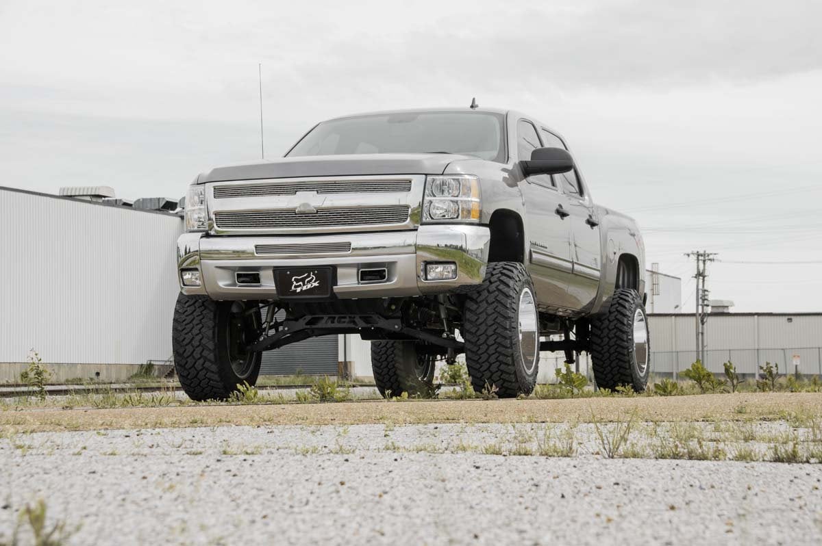 7.5-Inch Lift Kit with M1 Shocks for Silverado/Sierra (2007–2013), Rough Country 26440