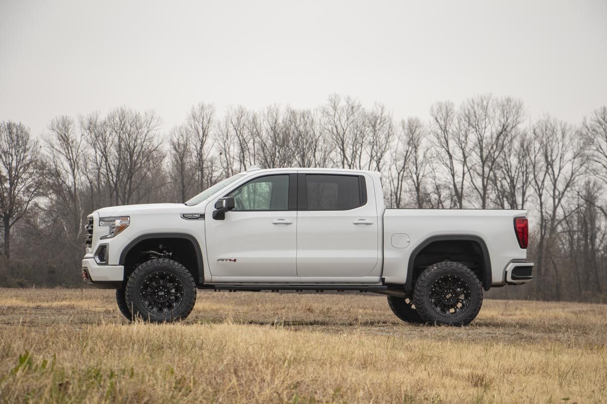 6-Inch Lift Kit with M1 Struts for Silverado/Sierra 1500 (2019-2024), Rough Country 27540