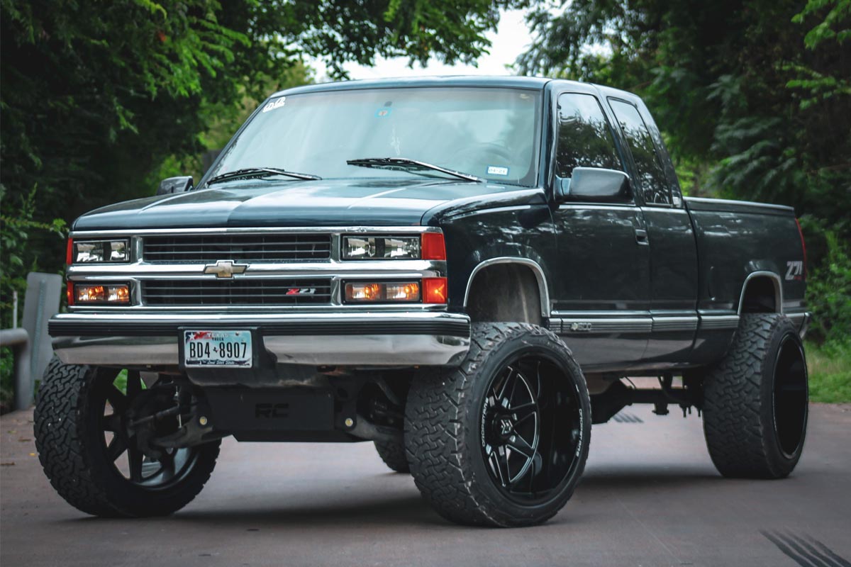 Rough Country 6-Inch Lift Kit with N3 Shocks