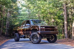 6-Inch Lift Kit with V2 Monotube Shocks (Rough Country 27670), view 3
