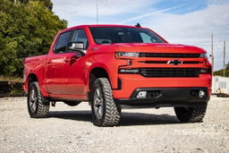 3.5-Inch N3 Lift Kit with Red Forged Arms, 2022-2024 Silverado, view 2, Rough Country 28231RED