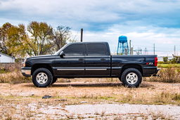1.5-2 Inch Lift Kit with M1 Monotube Shocks for Silverado 1500, view 4, Rough Country 28340