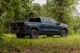 3.5-Inch Lift Kit with Vertex Struts for GMC Sierra 1500 (2019-2024), view 5, Rough Country 28857RED