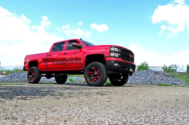 7-Inch Lift Kit with N3 Shocks for Silverado & Sierra 1500 4WD — Rough Country 29833
