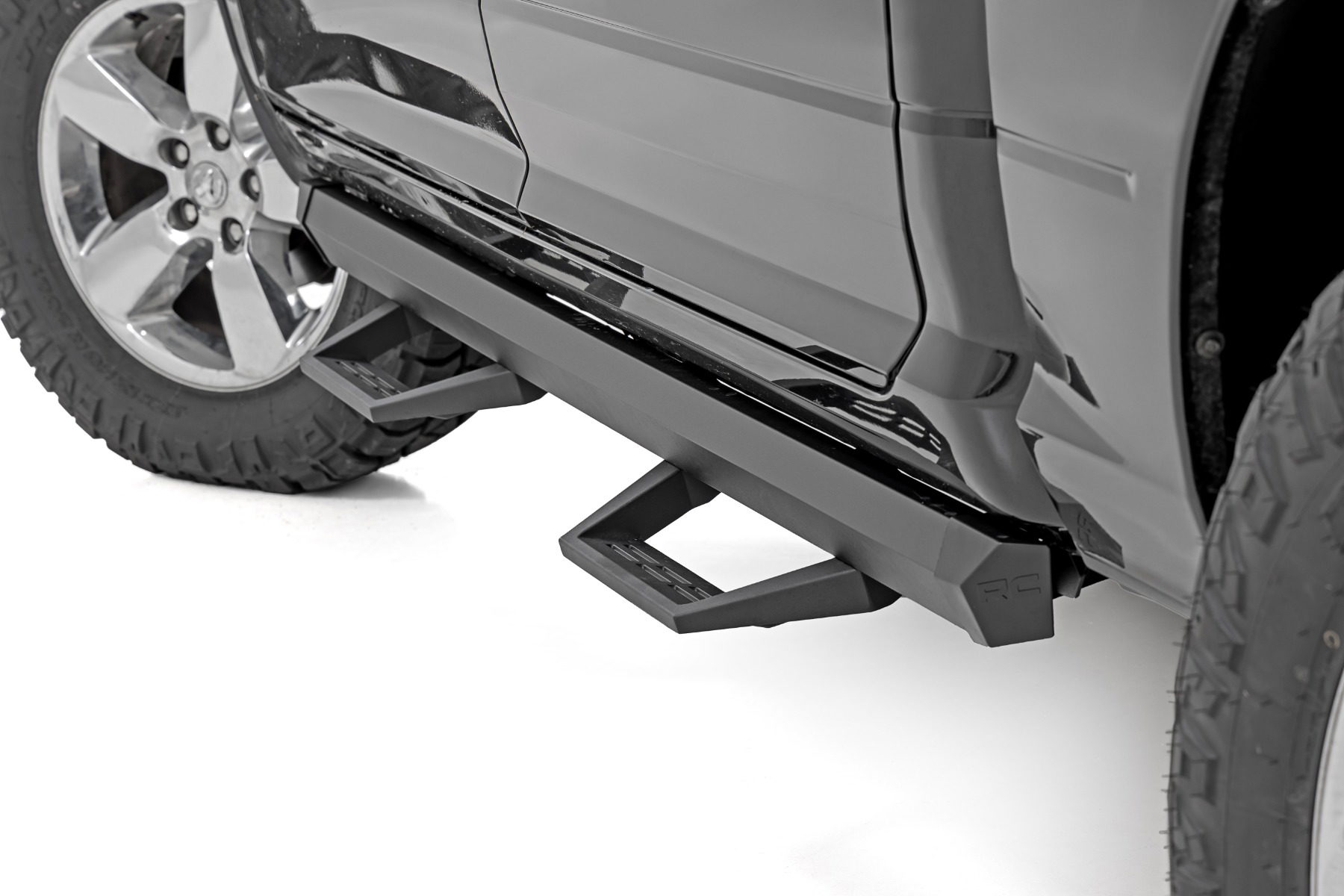 Rough Country SRL2 Adjustable Aluminum Step Rails for Crew Cab