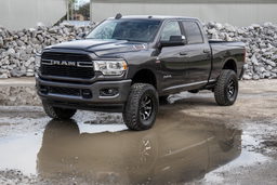 Rough Country 2.5 Inch Leveling Kit 37775, view 6