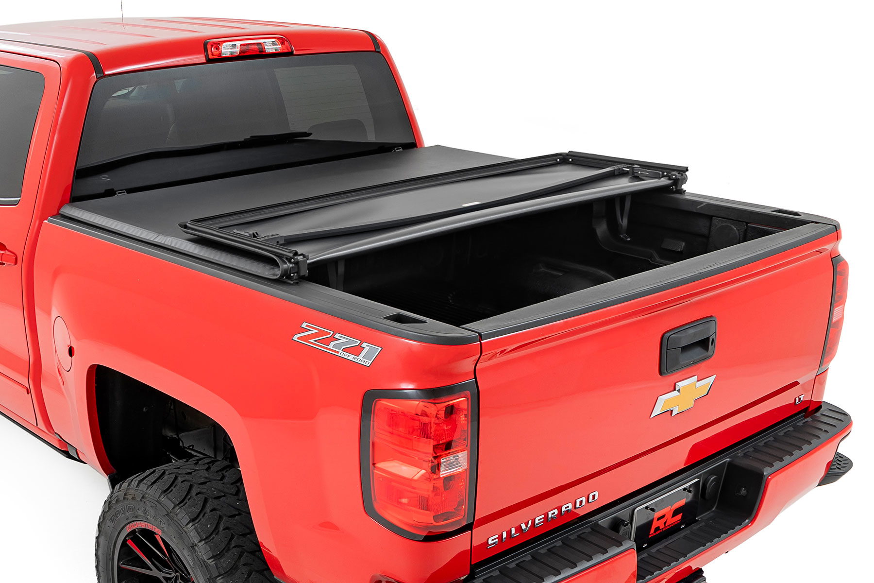 Soft Tri-Fold Bed Cover for Silverado/Sierra 1500 (2014-2018), Rough Country 41214550A
