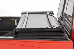 Soft Tri-Fold Bed Cover for Chevrolet Colorado 5-Foot Bed (2015), view 2, Rough Country 41215500A