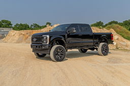 6-Inch Lift Kit for Gasoline Ford Super Duty (2023-2025), view 6 — Rough Country 41930