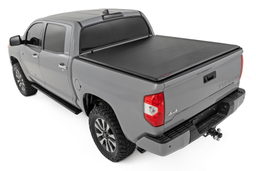 Soft Roll-Up Tonneau Cover for 2007–2021 Toyota Tundra 5'7" Bed, view 3, Rough Country 42419550