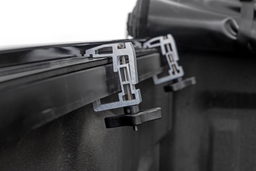 Soft Roll Up Bed Cover for Ford F-150 5ft7in Bed (2009-2014), view 5, Rough Country 42509550
