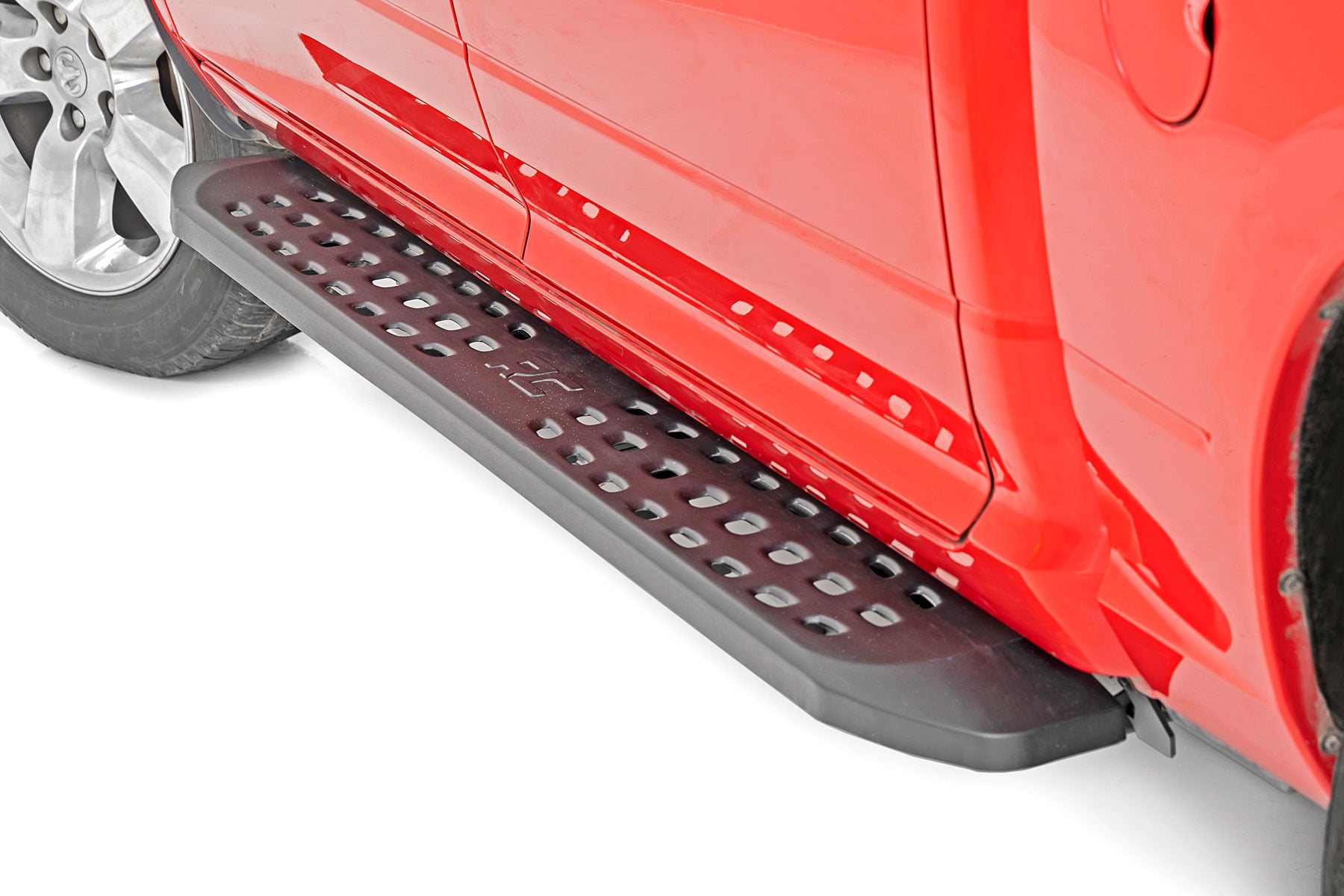 Rough Country RPT2 Running Boards for Ram 1500 & 1500 Classic Crew Cab